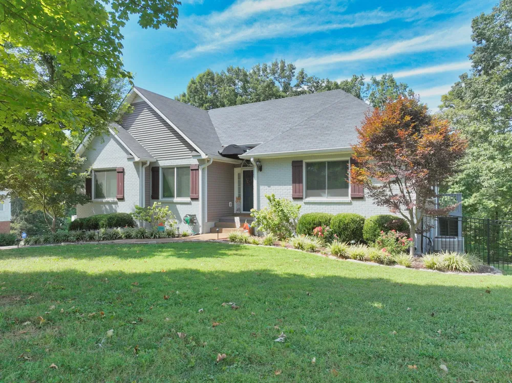 307 Dorris Ct Hendersonville, TN 37075