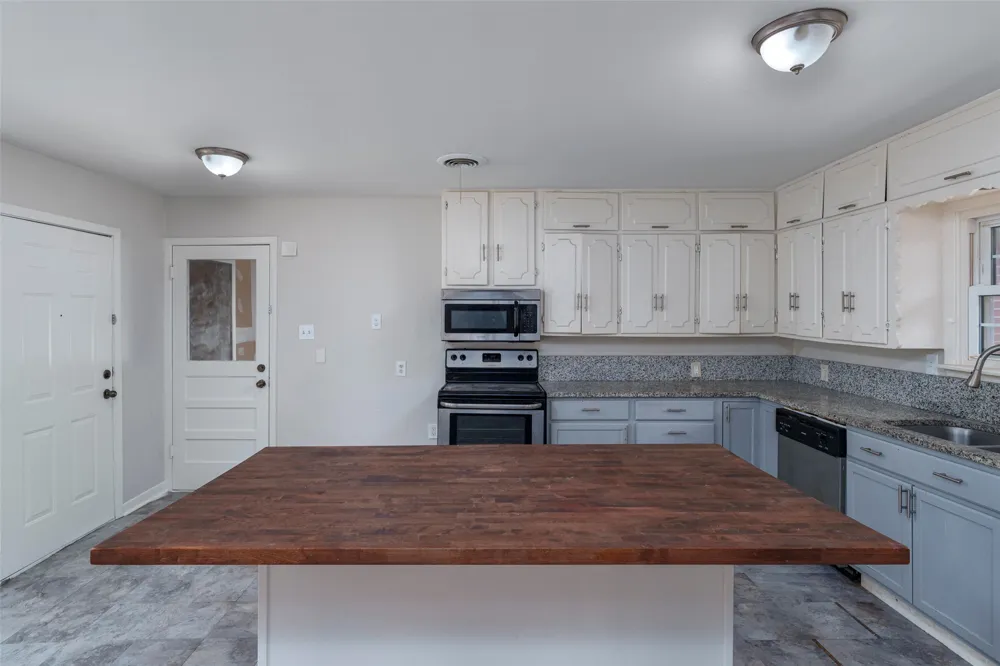 1119 Dula Circle Duncanville, TX 75116