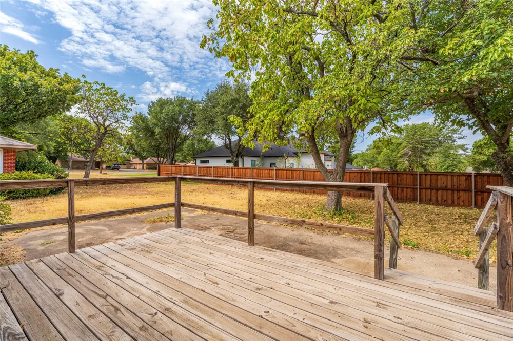 1119 Dula Circle Duncanville, TX 75116