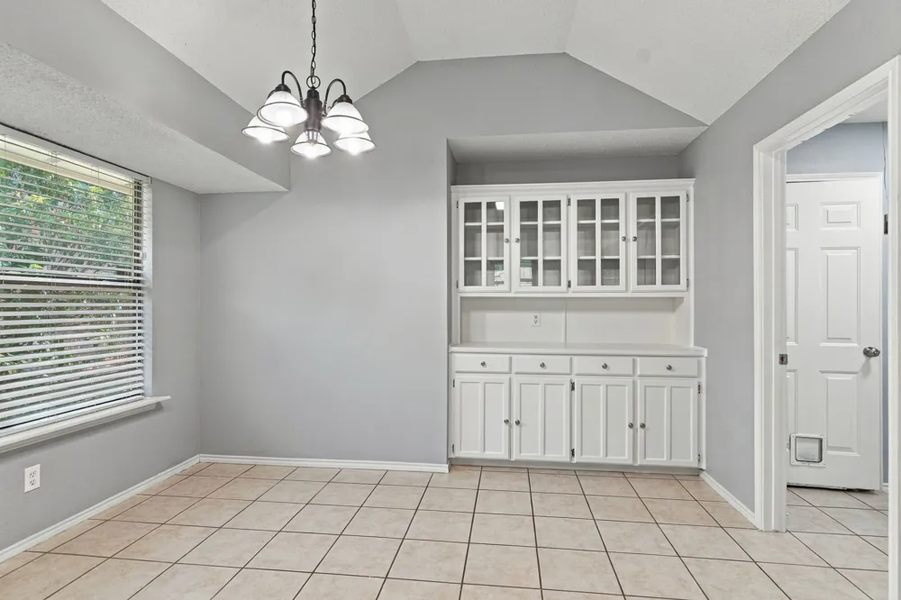 7305 Amber Drive Watauga, TX 76148