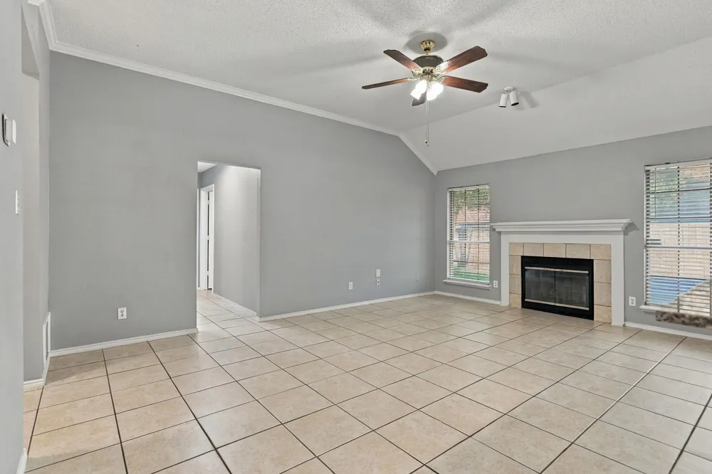 7305 Amber Drive Watauga, TX 76148