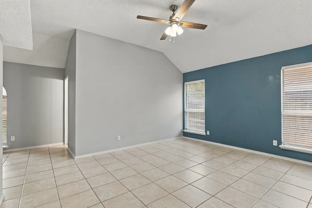 7305 Amber Drive Watauga, TX 76148