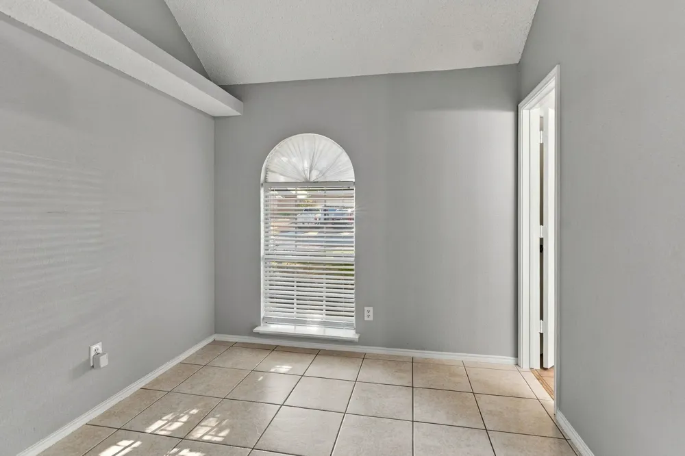 7305 Amber Drive Watauga, TX 76148