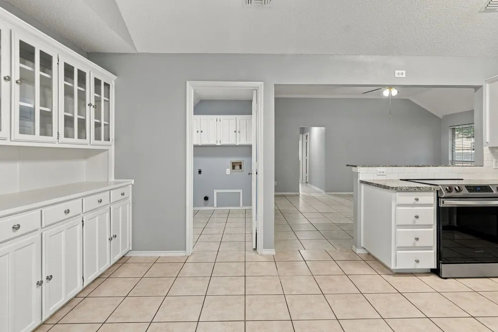 7305 Amber Drive Watauga, TX 76148