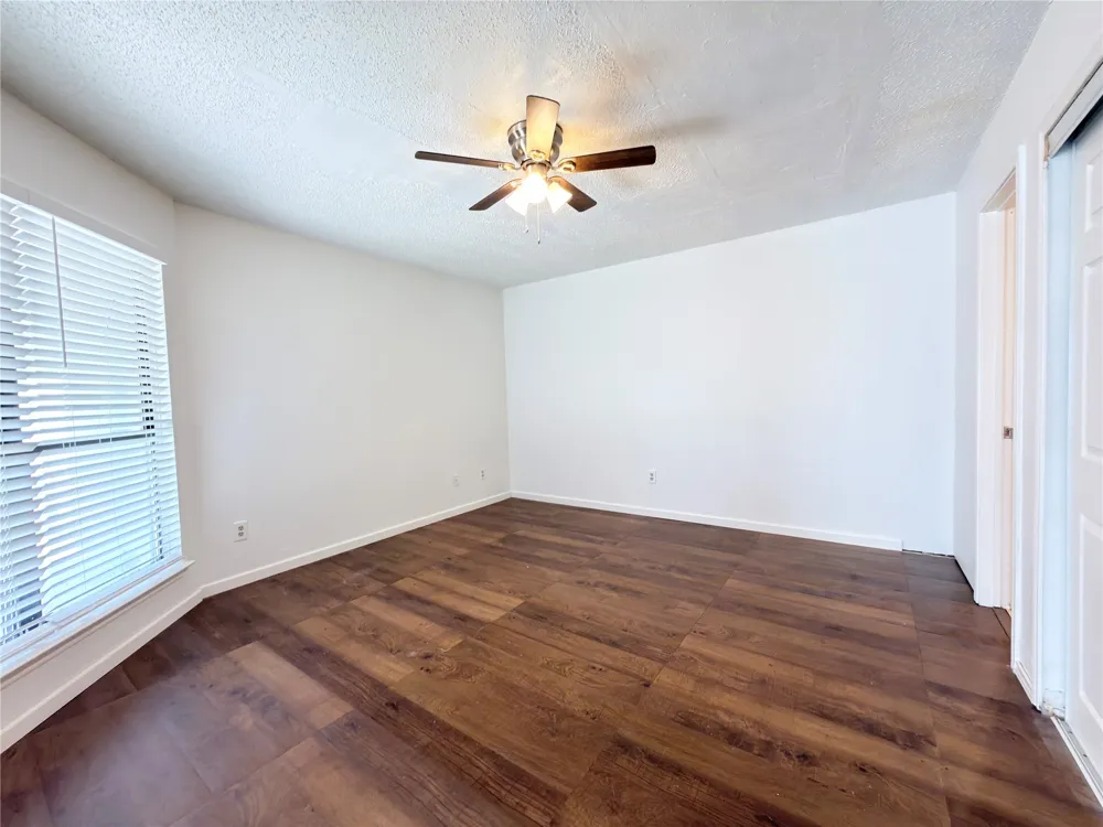 1801 Quail Drive Garland, TX 75040