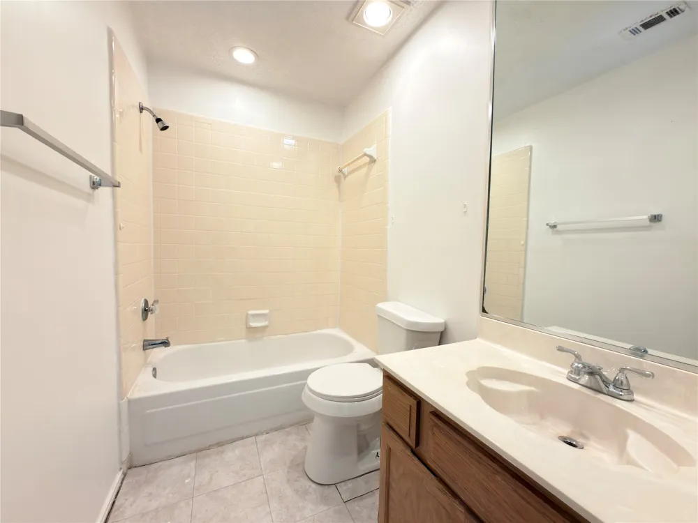 1801 Quail Drive Garland, TX 75040