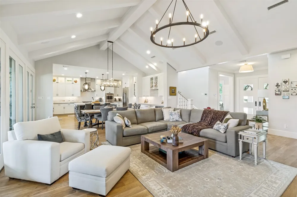 13710 Braemar Drive Farmers Branch, TX 75234