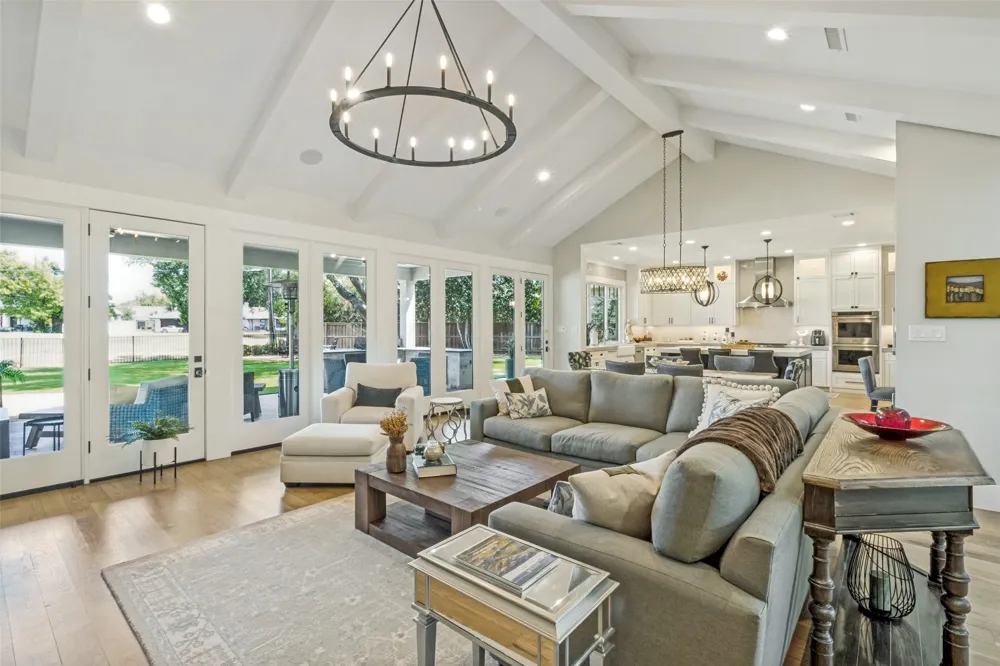 13710 Braemar Drive Farmers Branch, TX 75234