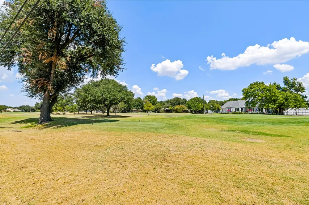 13710 Braemar Drive Farmers Branch, TX 75234