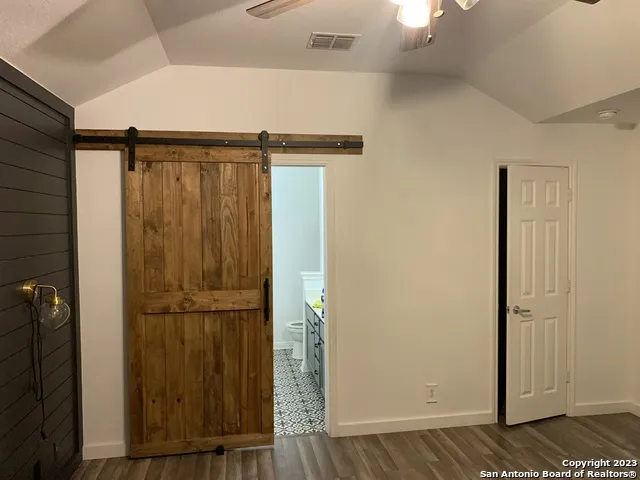 4618 EVERETT LOOP Converse, TX 78109