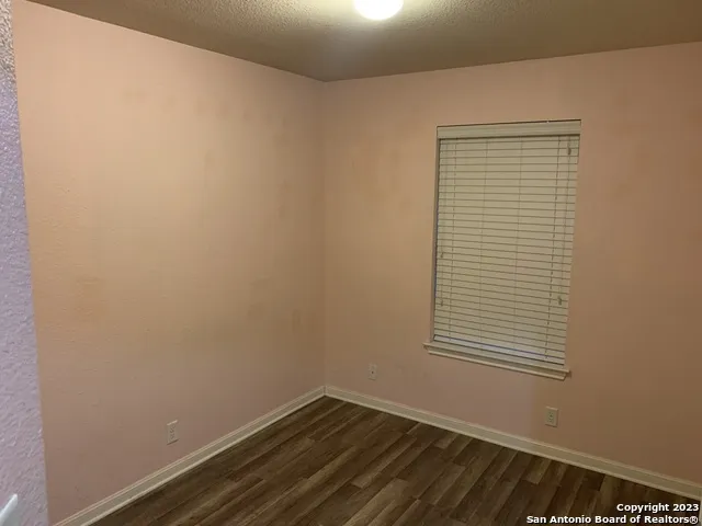 4618 EVERETT LOOP Converse, TX 78109