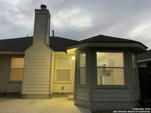 4618 EVERETT LOOP Converse, TX 78109