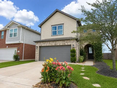 5434 Rose Trellis Street