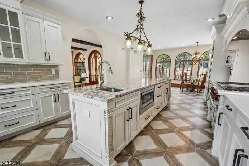 50 Rock Spring Rd West Orange, NJ 07052