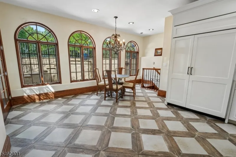 50 Rock Spring Rd West Orange, NJ 07052