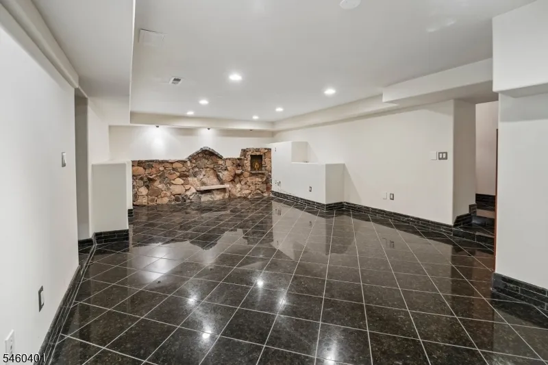 50 Rock Spring Rd West Orange, NJ 07052