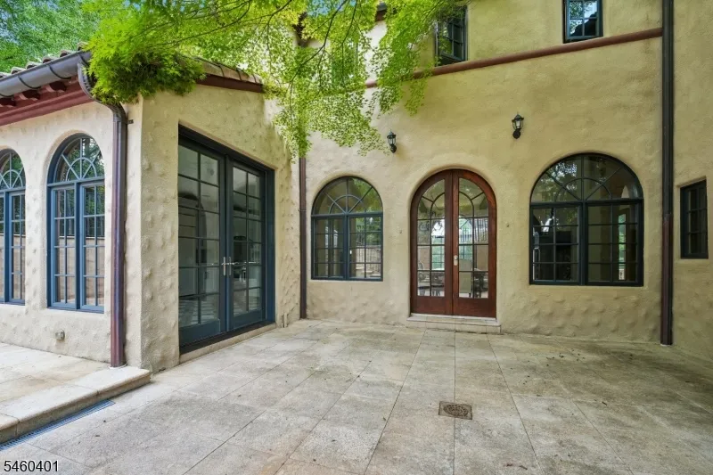 50 Rock Spring Rd West Orange, NJ 07052
