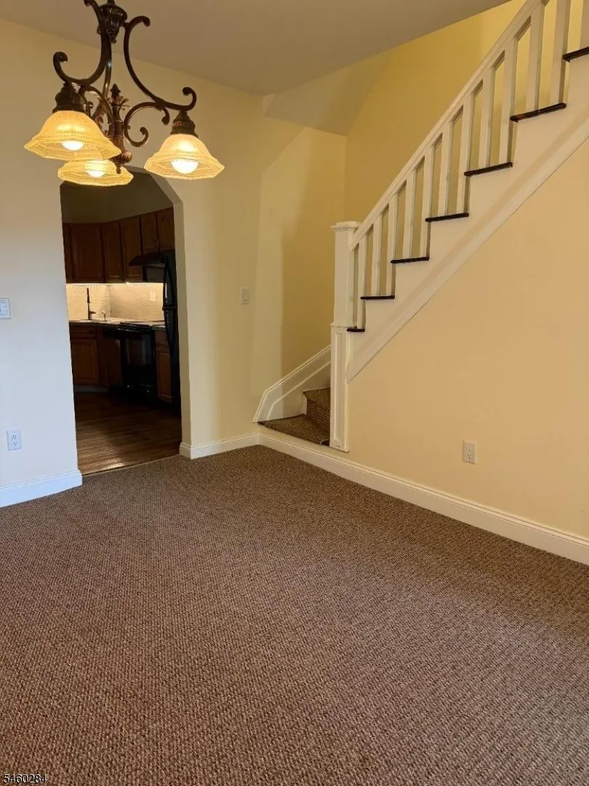 662 Vulcanite Ave Alpha, NJ 08865