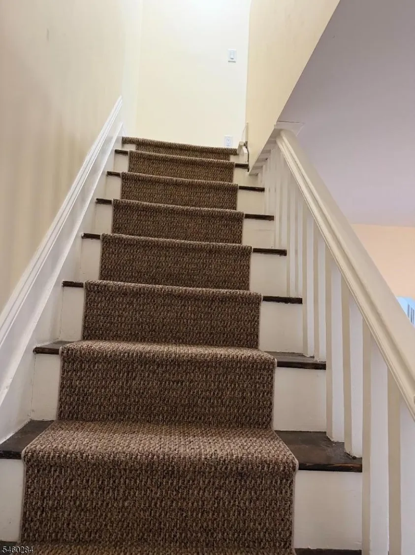 662 Vulcanite Ave Alpha, NJ 08865