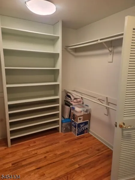 3 Alexandria Dr Alexandria, NJ 08867