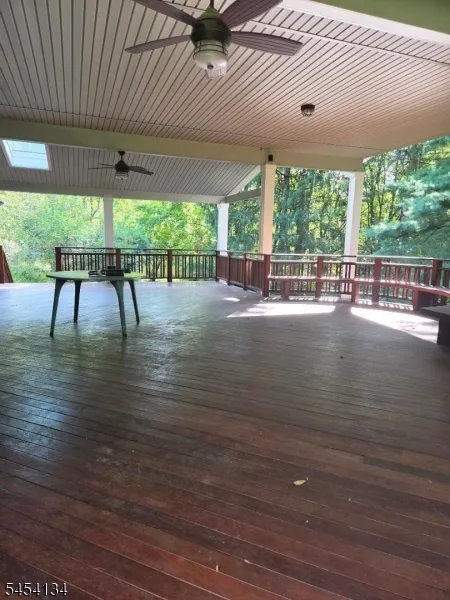 3 Alexandria Dr Alexandria, NJ 08867
