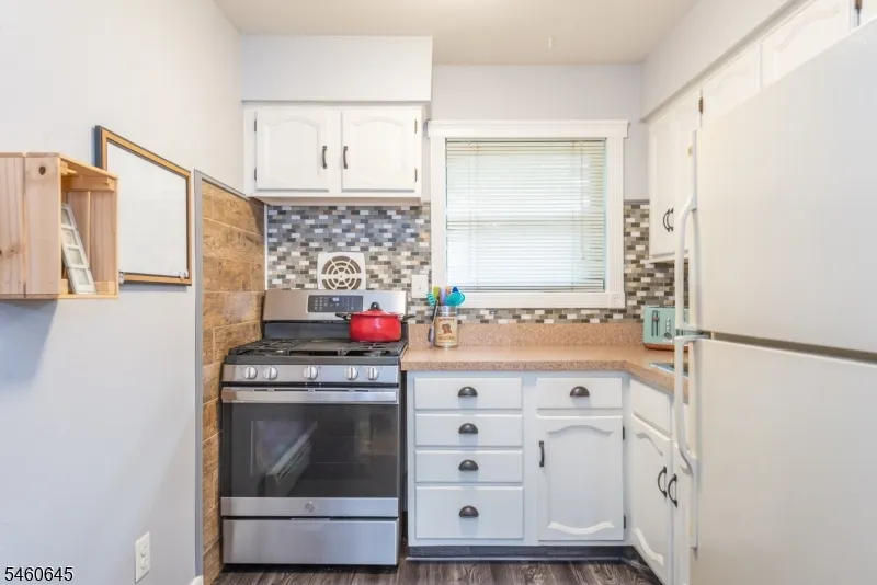 6 Colonial Dr #E Unit E Little Falls, NJ 07424