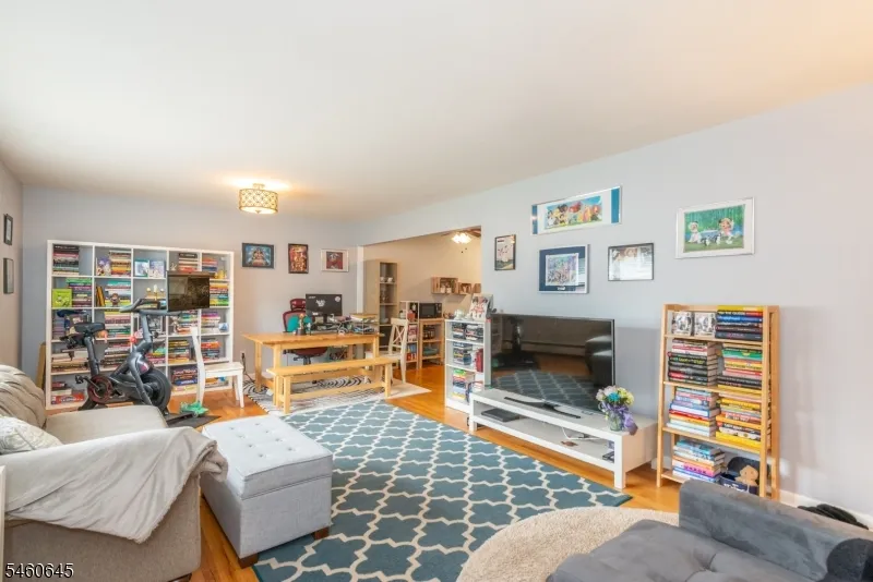 6 Colonial Dr #E Unit E Little Falls, NJ 07424