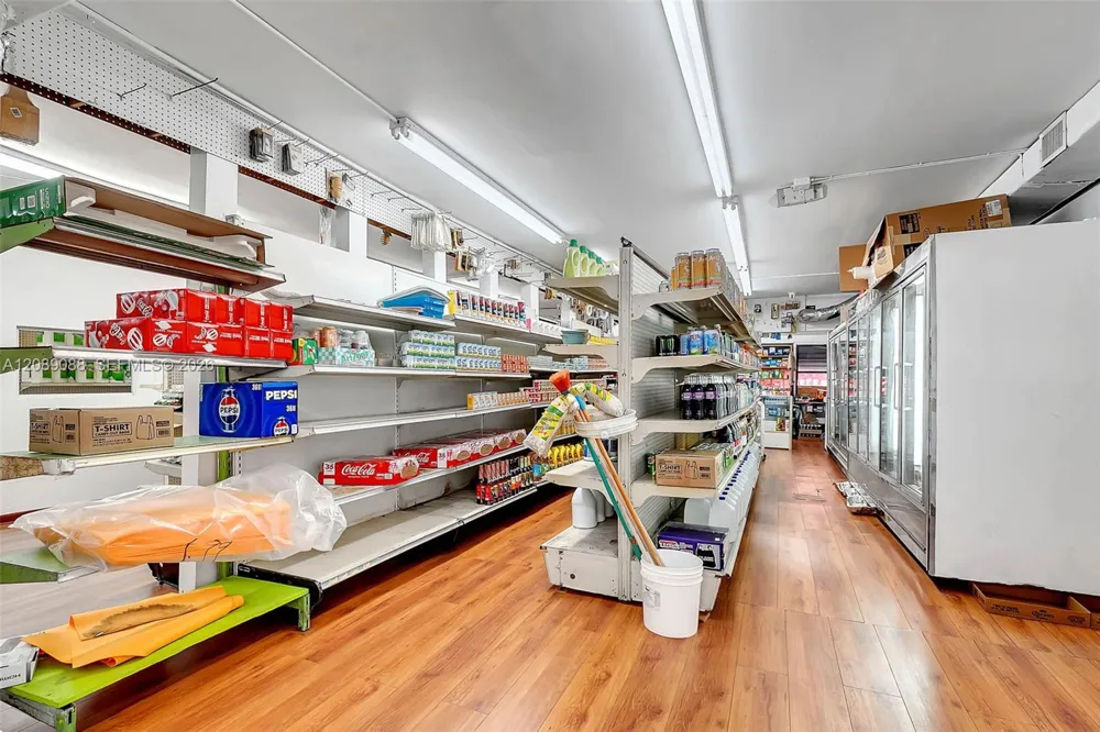 1818 NW 17th Ave Miami, FL 33125