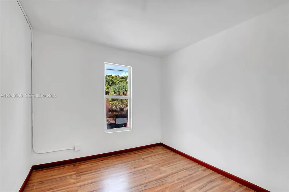 1818 NW 17th Ave Miami, FL 33125