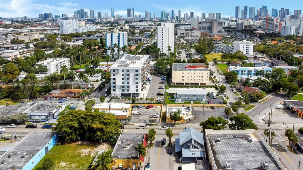 1818 NW 17th Ave Miami, FL 33125