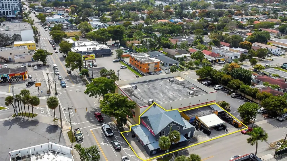1818 NW 17th Ave Miami, FL 33125