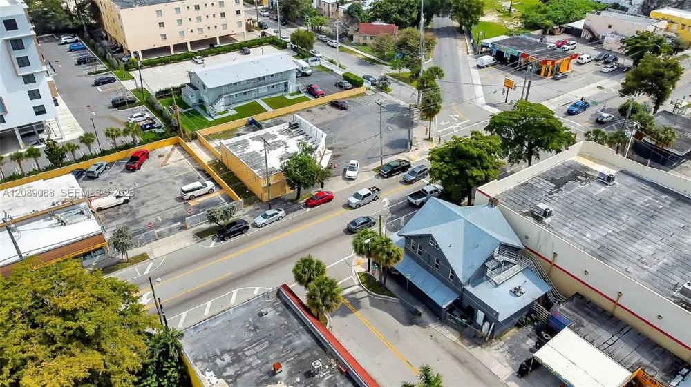 1818 NW 17th Ave Miami, FL 33125