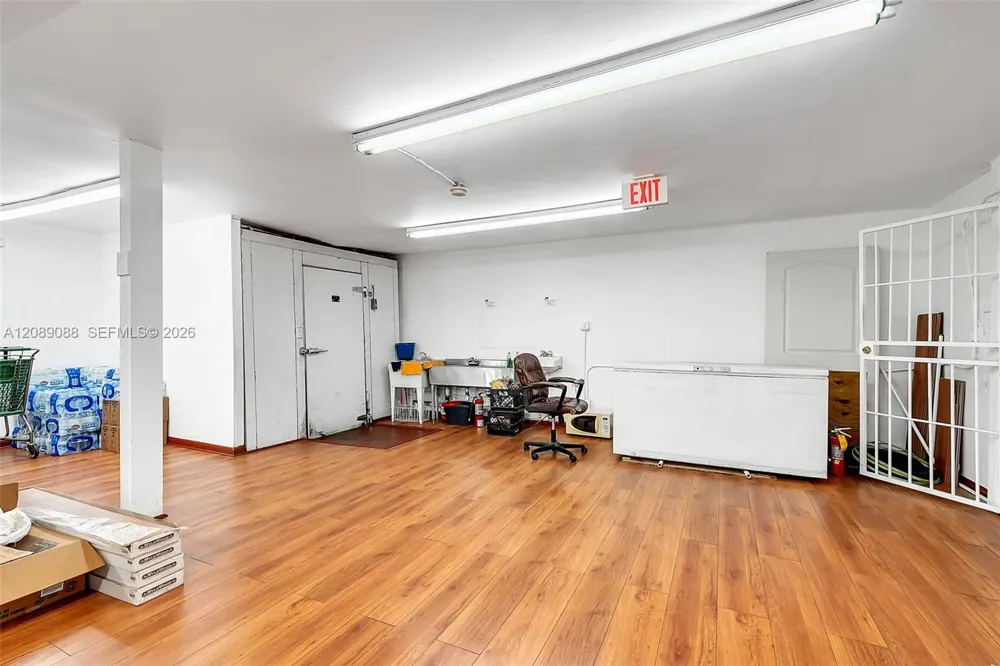1818 NW 17th Ave Miami, FL 33125