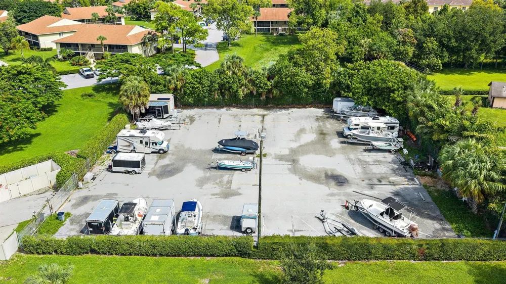 6511 Chasewood Drive #Unit g Jupiter, FL 33458
