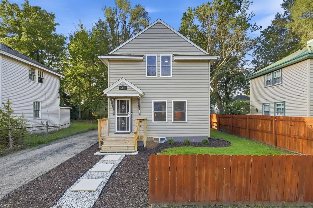 516 Lay Boulevard Kalamazoo, MI 49001