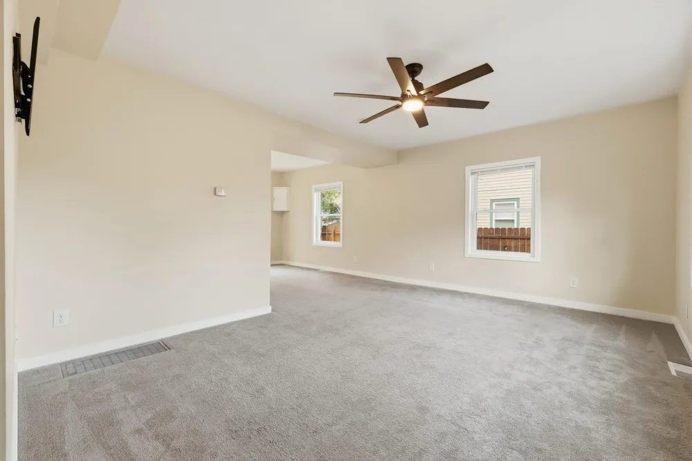 516 Lay Boulevard Kalamazoo, MI 49001
