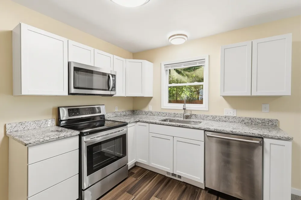 516 Lay Boulevard Kalamazoo, MI 49001