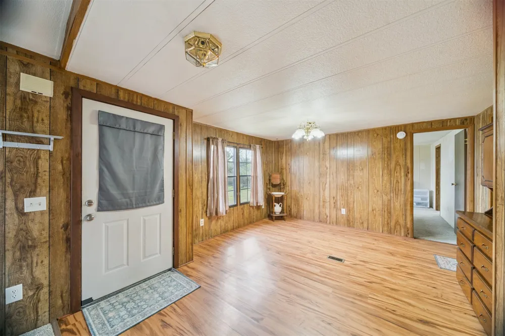 358126 E 5400 ROAD Jennings, OK 74038