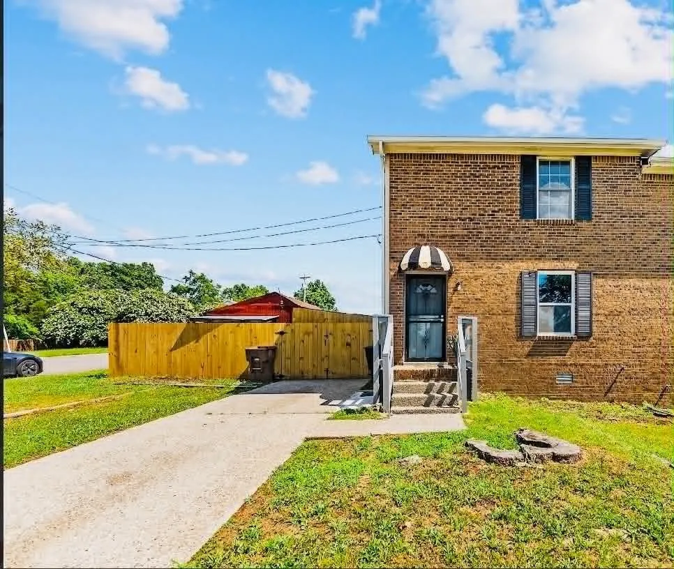 3171 Kinwood Dr Antioch, TN 37013