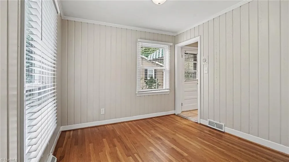 3016 Kinnamon Road Winston-Salem, NC 27104