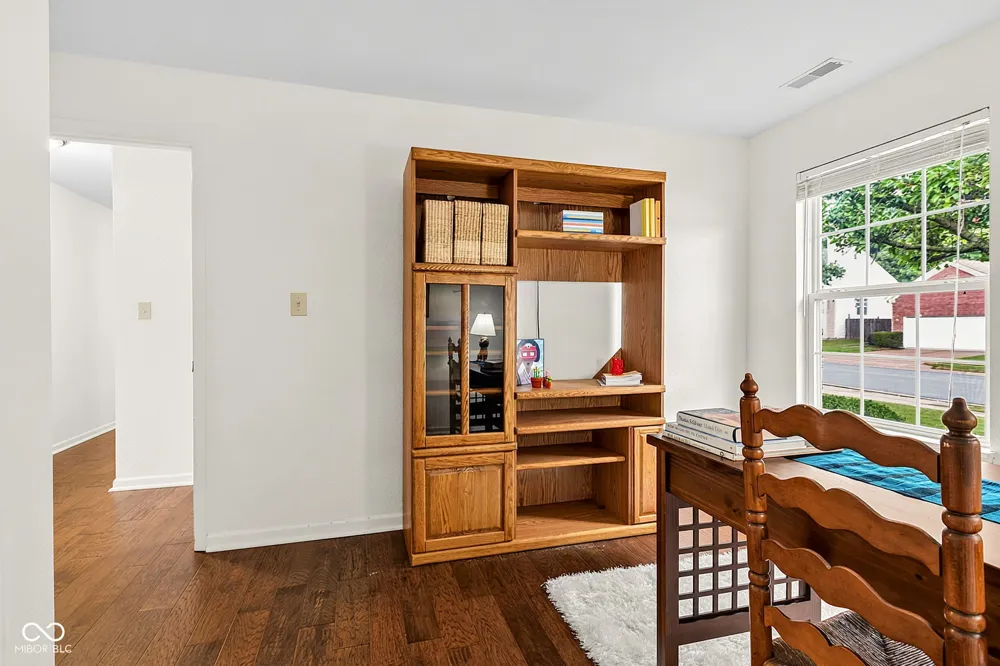 10635 Aspen Drive Fishers, IN 46037