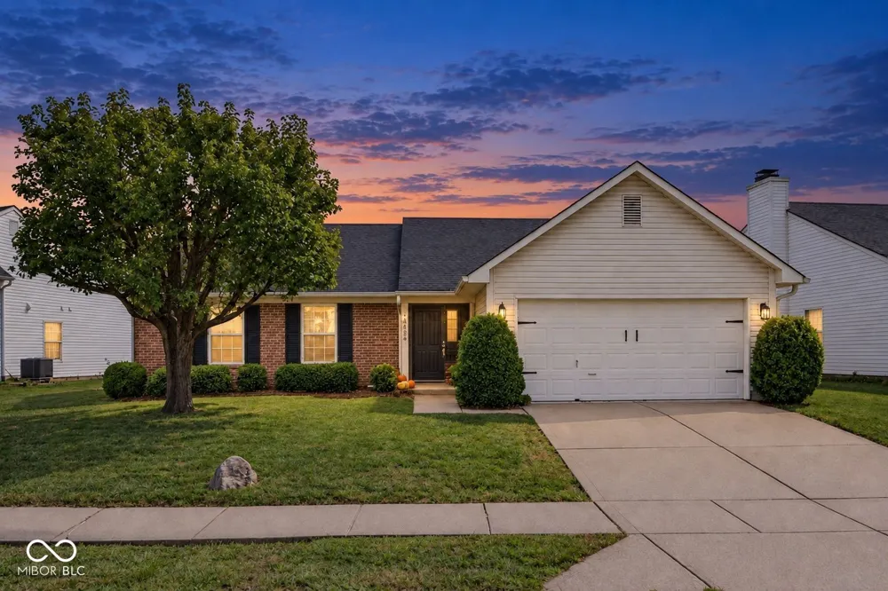 10635 Aspen Drive Fishers, IN 46037