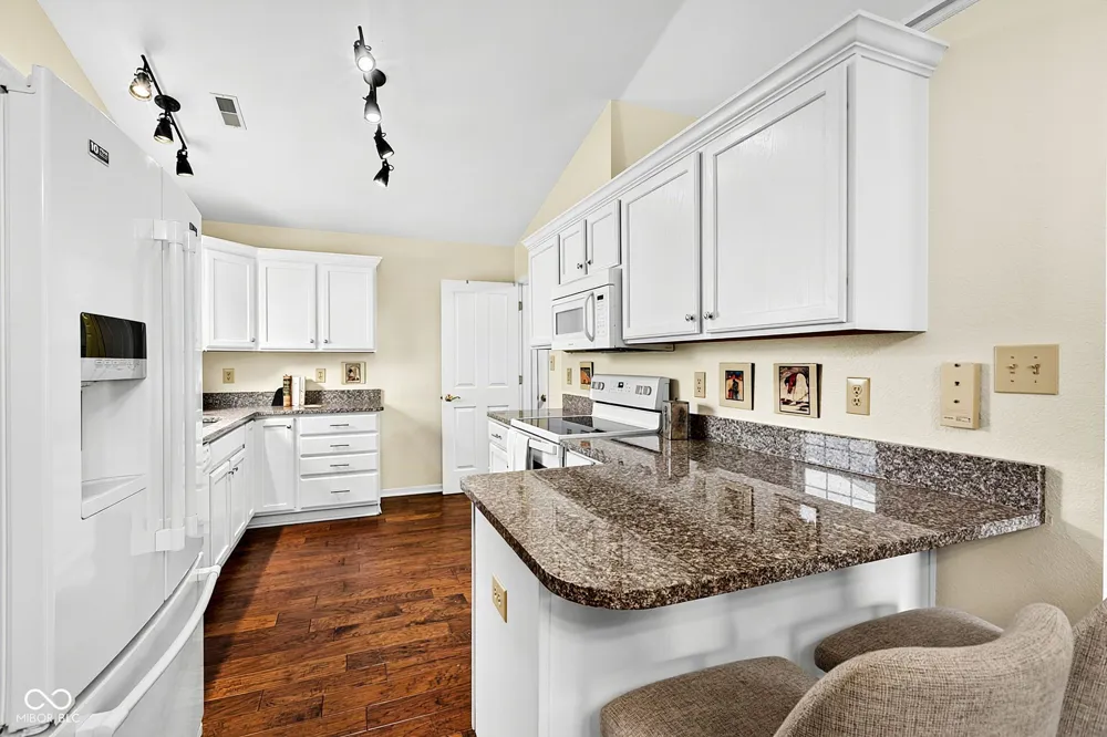 10635 Aspen Drive Fishers, IN 46037