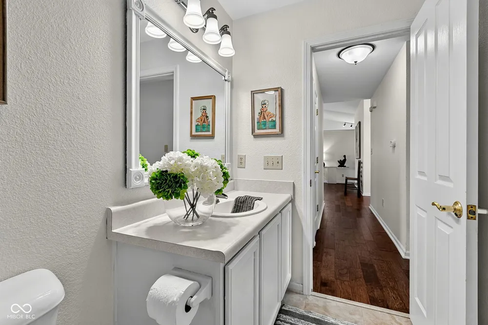 10635 Aspen Drive Fishers, IN 46037