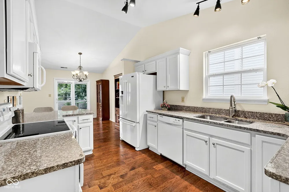 10635 Aspen Drive Fishers, IN 46037