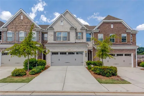 1182 Lanier Willow Path
