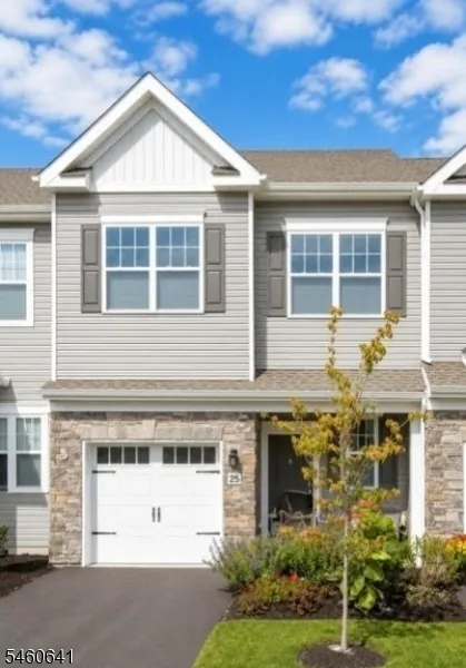 25 Chapel Ln