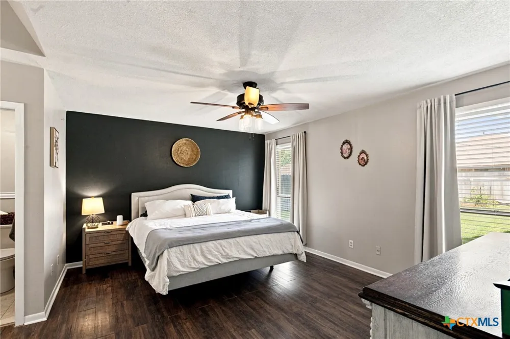 104 Santa Fe Victoria, TX 77904