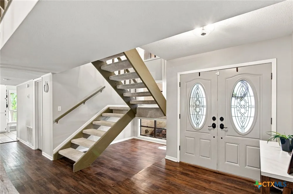 104 Santa Fe Victoria, TX 77904