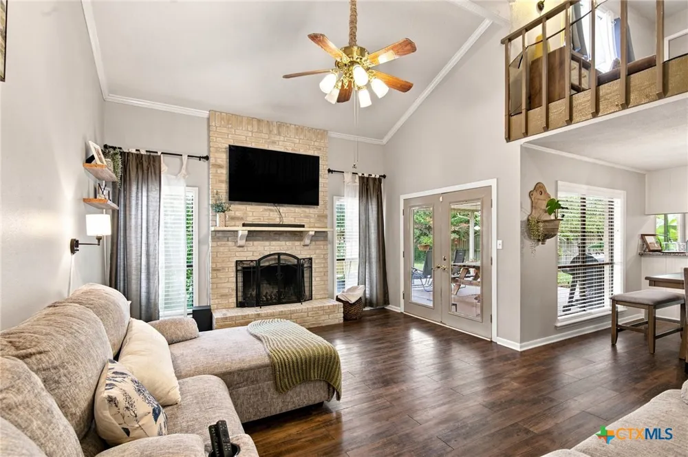 104 Santa Fe Victoria, TX 77904